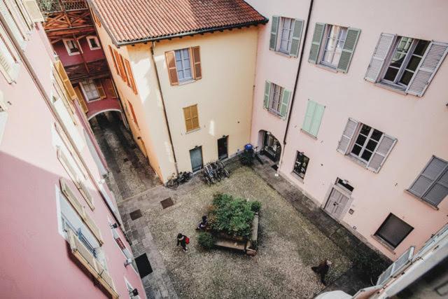La Corte Di Costantino-Downtown Como Buitenkant foto