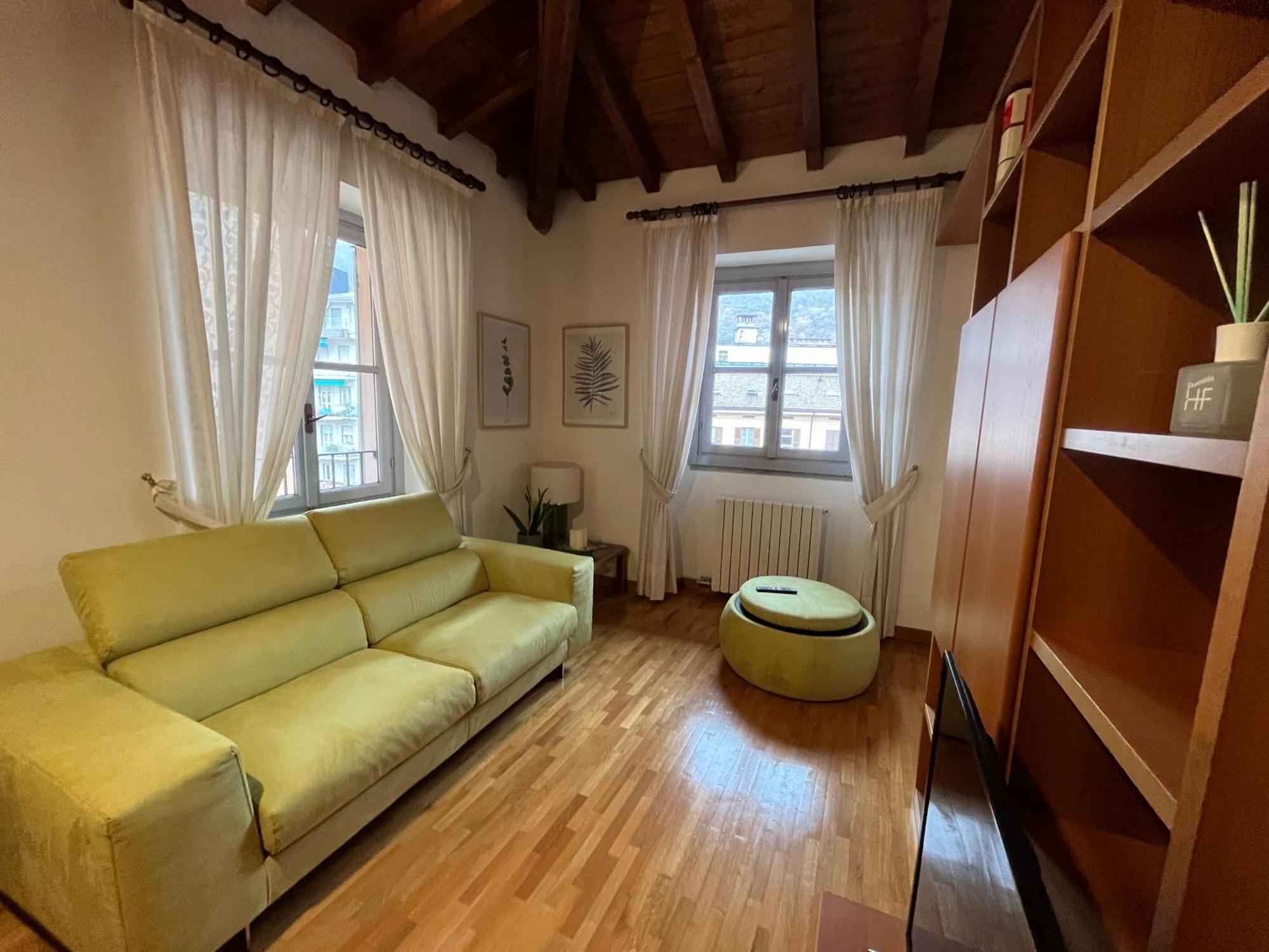 La Corte Di Costantino-Downtown Como Buitenkant foto